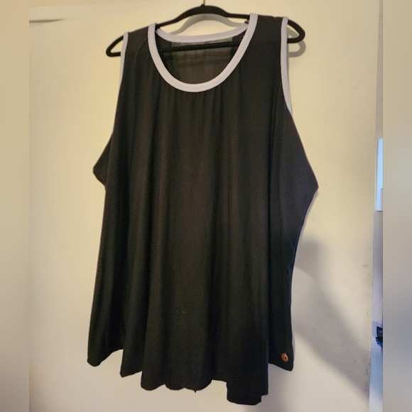 Livi by Lane Bryant Work out Tank - Picture 1 of 3